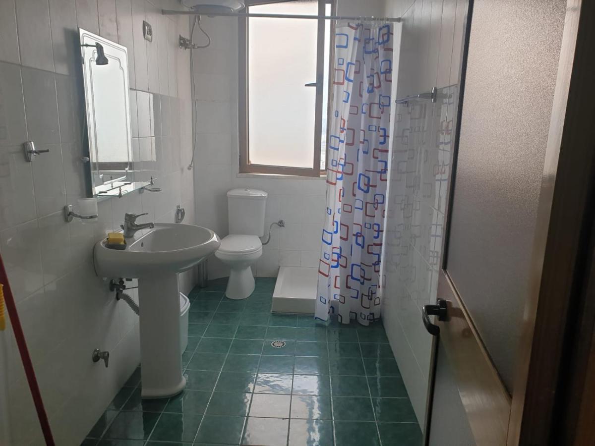 Jozi Kaiser Apartment 4 ดูร์เรส ภายนอก รูปภาพ